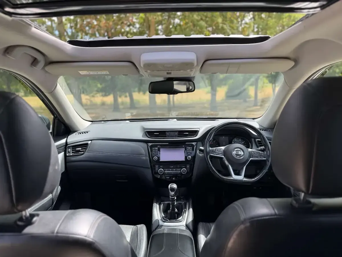 Used Nissan X-Trail Tekna 130 HP (95 kW) 2018 Black SUV