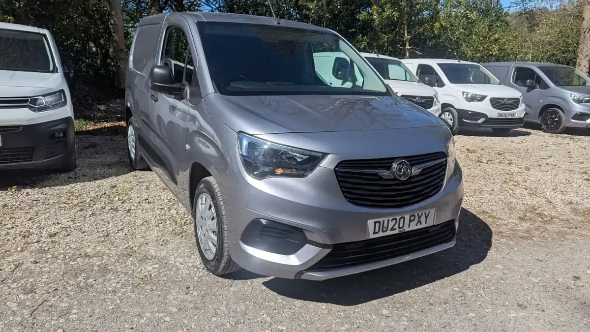 Used Vauxhall Combo Sportive 100 HP (73 kW) 2020 Grey MPV