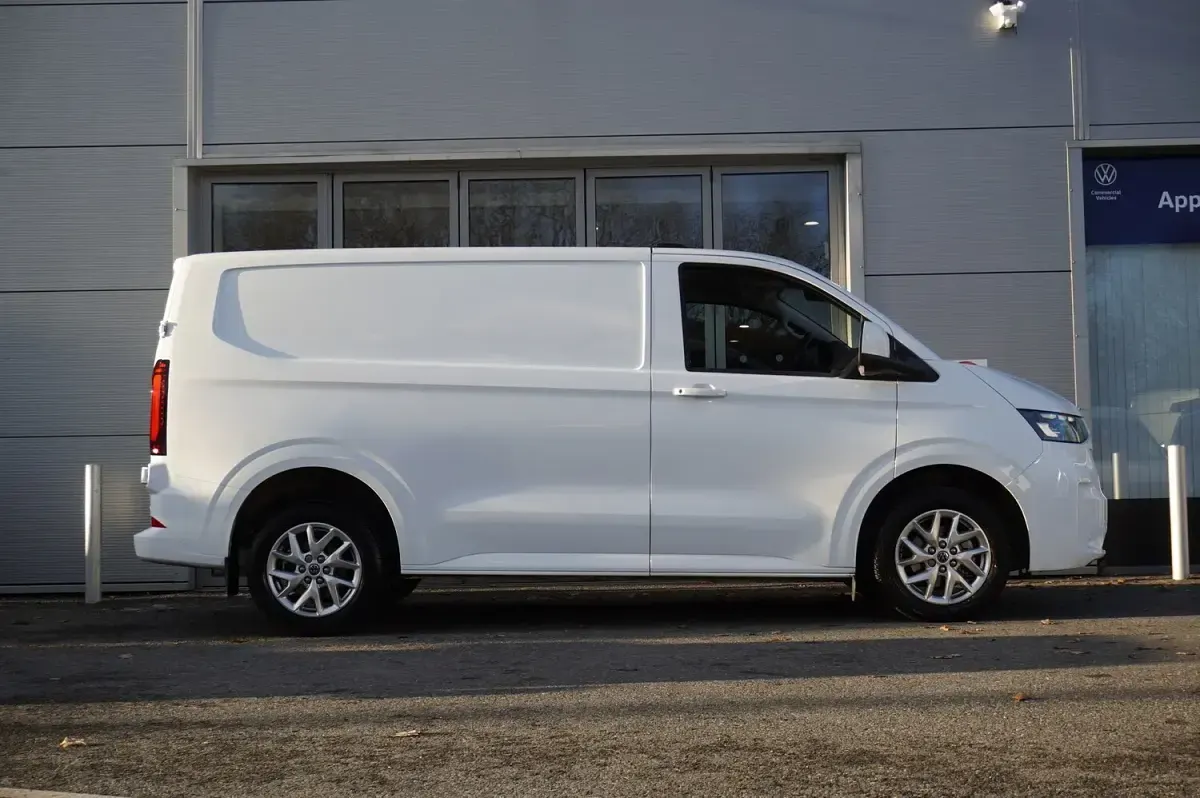 Used VW T7 2025 White Van