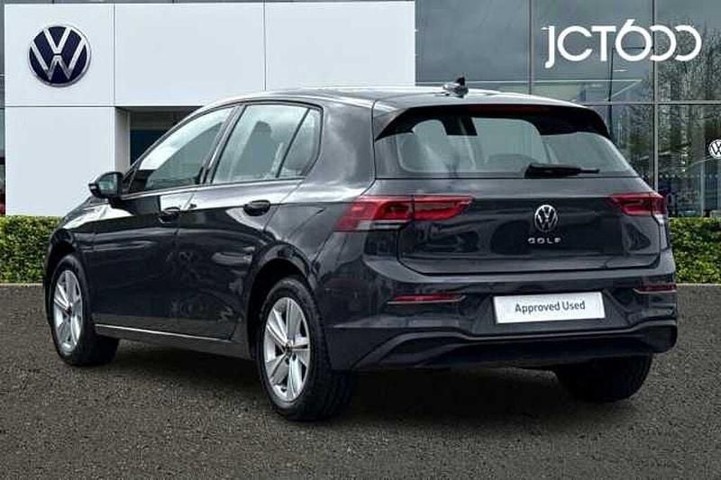 Usado VW Golf VIII 130 HP (95 kW) 2024