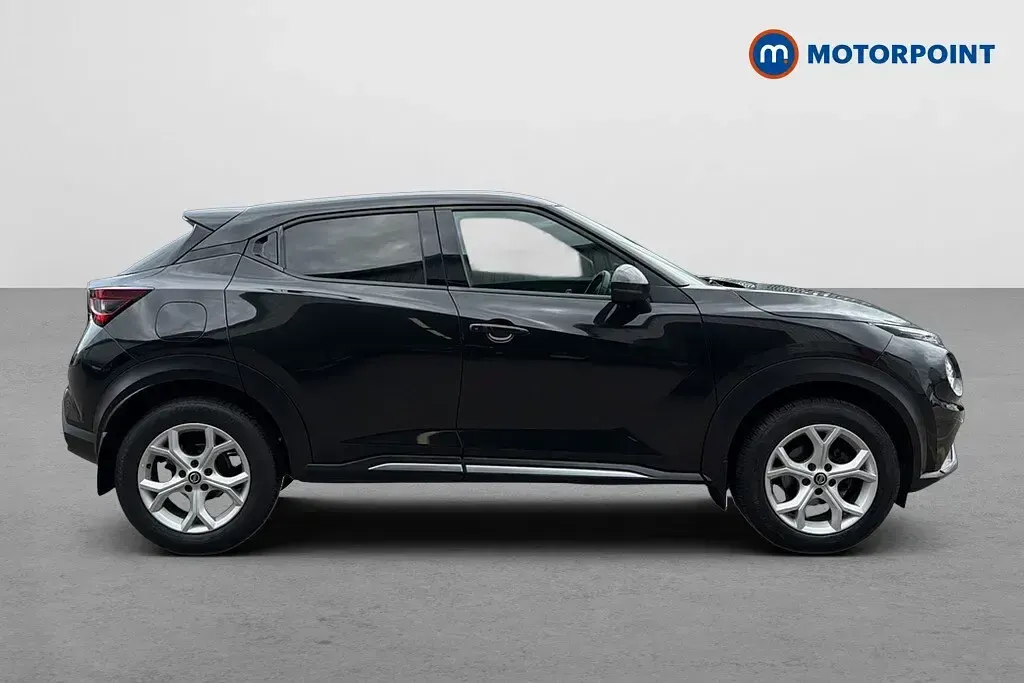 Used Nissan Juke N-Connecta 2021 Black SUV