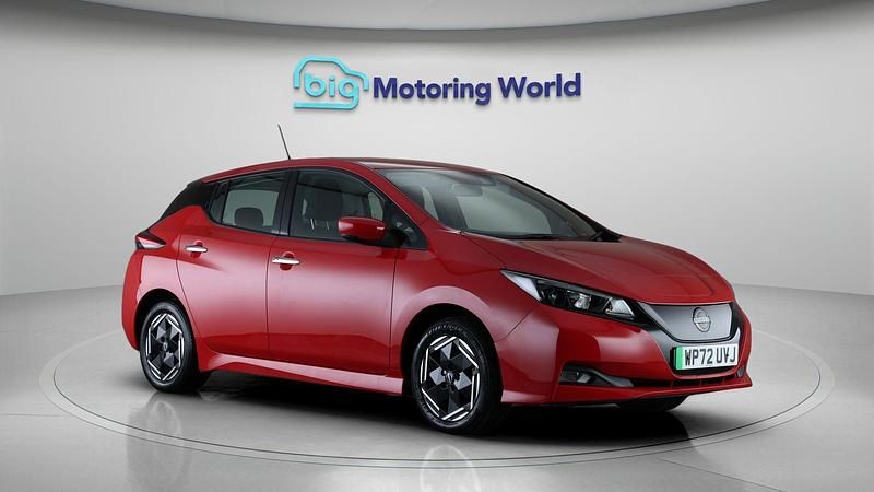 Used Nissan Leaf Acenta 110 kW (150 HP) 2023 Red Hatchback
