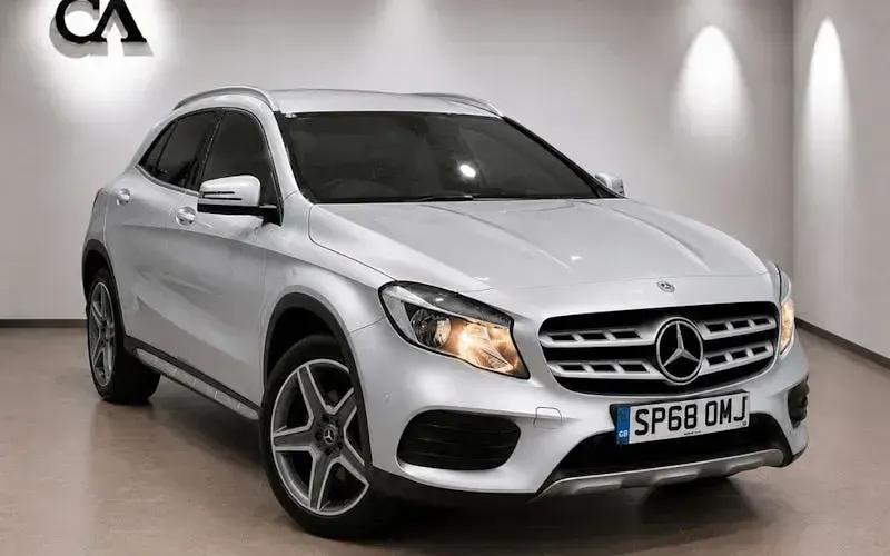 Used Mercedes GLA200 Executive 156 HP (114 kW) 2019 SUV