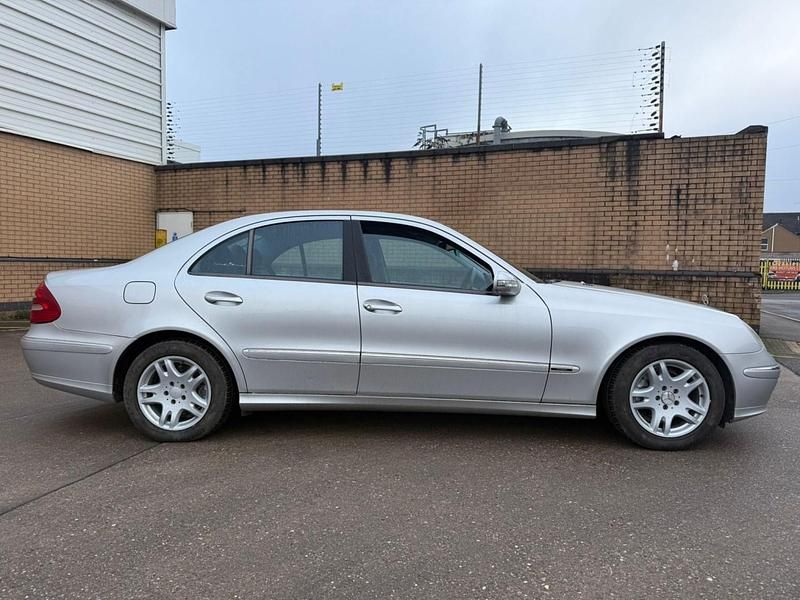 Used Mercedes E320 Avantgarde 2004 Silver Sedan