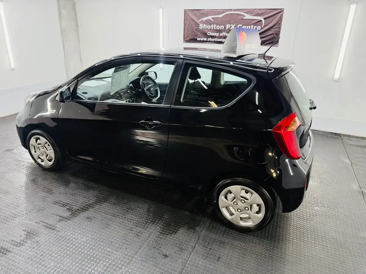Used Kia Picanto 68 HP (50 kW) 2015 Black Hatchback