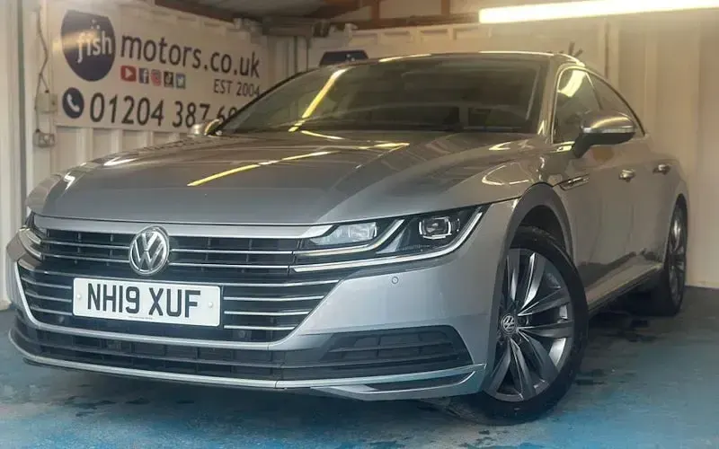Used VW Arteon Elegance 150 HP (110 kW) 2019 Hatchback