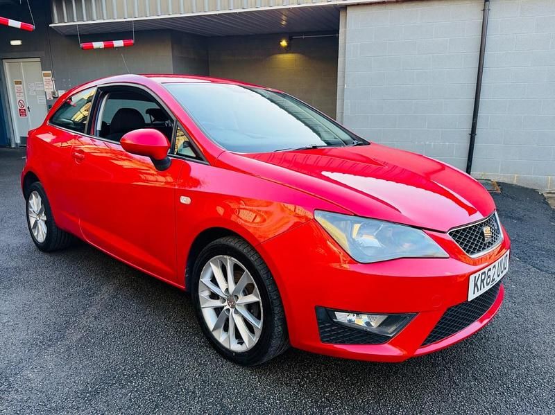 Red Used 2012 Seat Ibiza FR Hatchback | £4,590 (Fair price) - Image 1/4