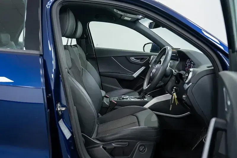 Used Audi Q2 S-Line 150 HP (110 kW) 2023 Blue SUV