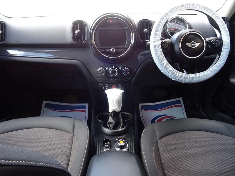 Used Mini Cooper D 150 HP (110 kW) 2017 White Hatchback