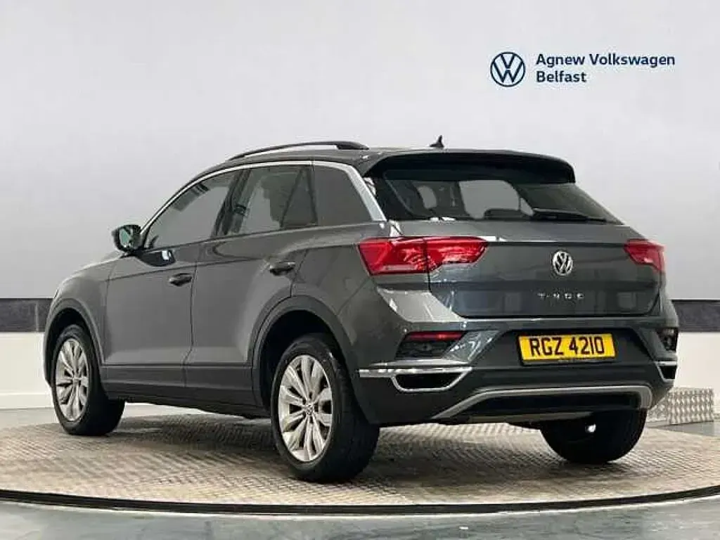 Used VW T-Roc SE 115 HP (84 kW) 2020 Grey SUV