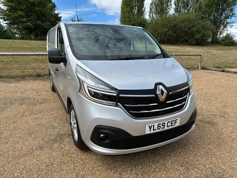 Silver Used 2019 Renault Trafic Van | £14,975 (Fair price) - Image 1/4