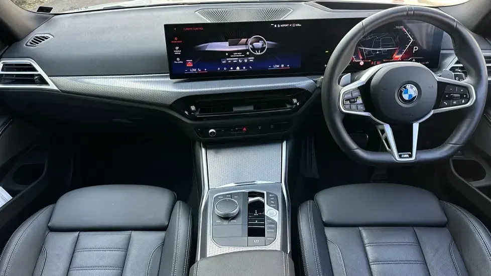 Used BMW 320 M Sport 181 HP (133 kW) 2025 White Estate