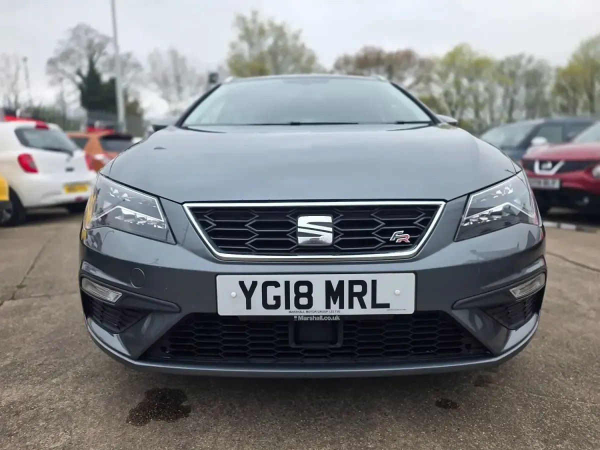 Begagnad Seat Leon ST FR 125 HK (91 kW) 2018 Grå Kombi