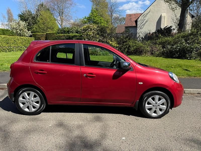 Second-hand Nissan Micra Acenta 2013 Roșu Hatchback