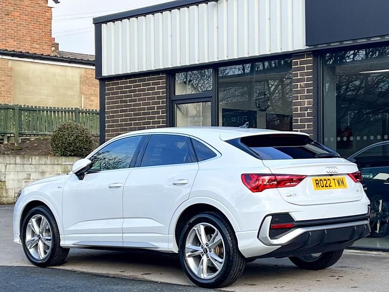 Used Audi Q3 Sportback S-Line 150 HP (110 kW) 2022 Glacier white metallic SUV