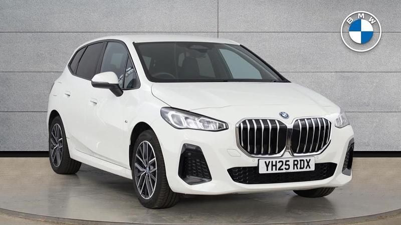 White Used 2025 BMW 225 Active Tourer M Sport MPV | £23,950 (Good price) - Image 1/4