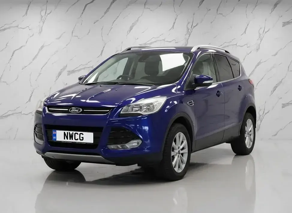Begagnad Ford Kuga Titanium 150 HK (110 kW) 2015 Blå SUV