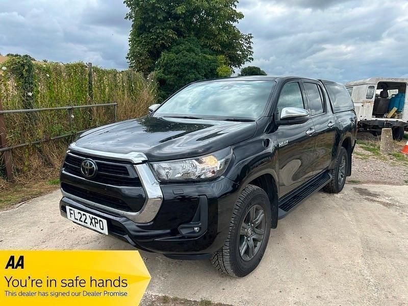 Black Used 2022 Toyota HiLux Pickup | £19,850 (Super price) - Image 1/4