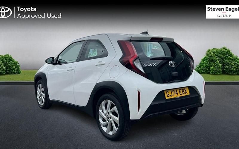 Used Toyota Aygo X PURE 72 HP (52 kW) 2025 SUV