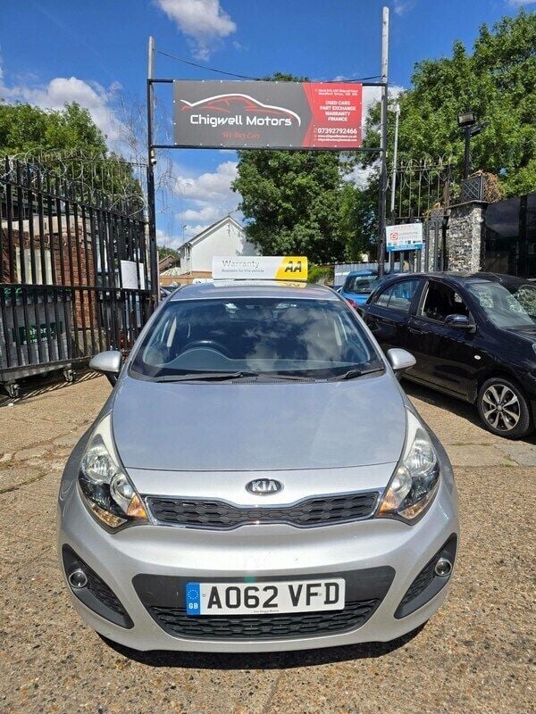 Silver Used 2012 Kia Rio 2 Hatchback | £5,250 (Fair price) - Image 1/4
