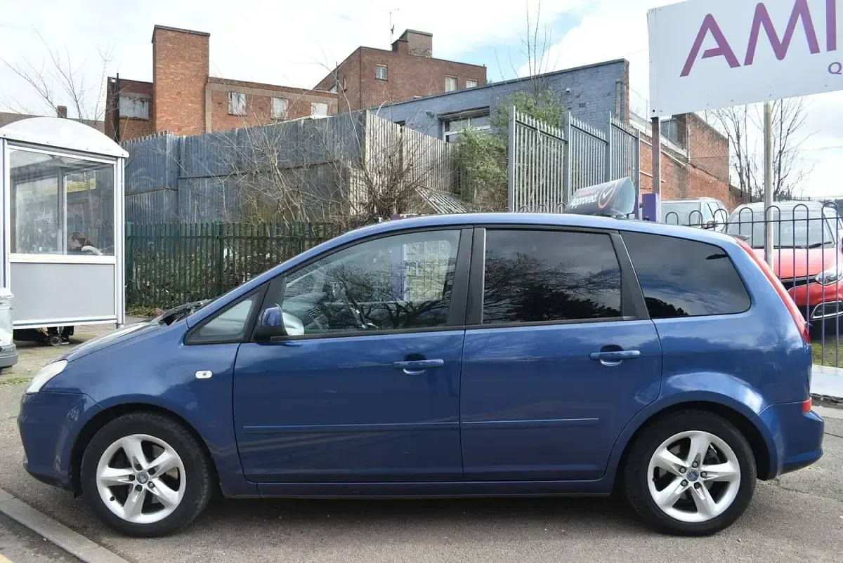 Used Ford C-MAX Zetec 145 HP (106 kW) 2010 Blue MPV