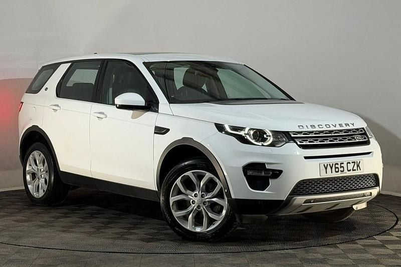 White Used 2015 Land Rover Discovery Sport HSE SUV | £9,495 (Fair price) - Image 1/1
