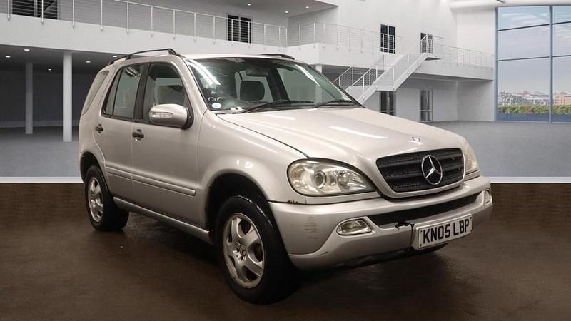 Silver Used 2005 Mercedes ML270 SUV | £1,895 - Image 1/4