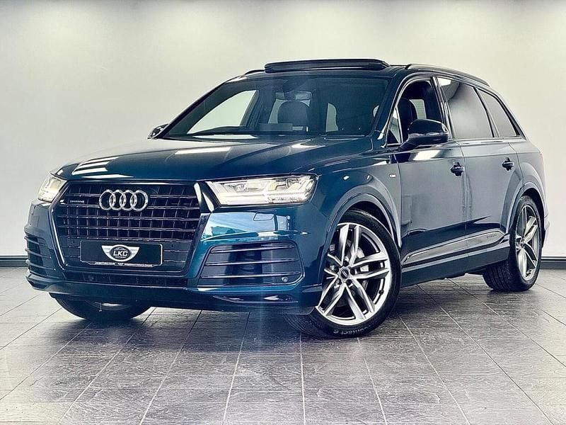 Used Audi Q7 Black Edition 286 HP (210 kW) 2019 Blue SUV
