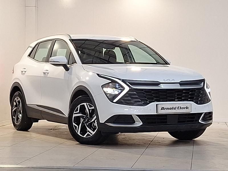 White Used 2025 Kia Sportage SUV | £24,498 (Super price) - Image 1/4