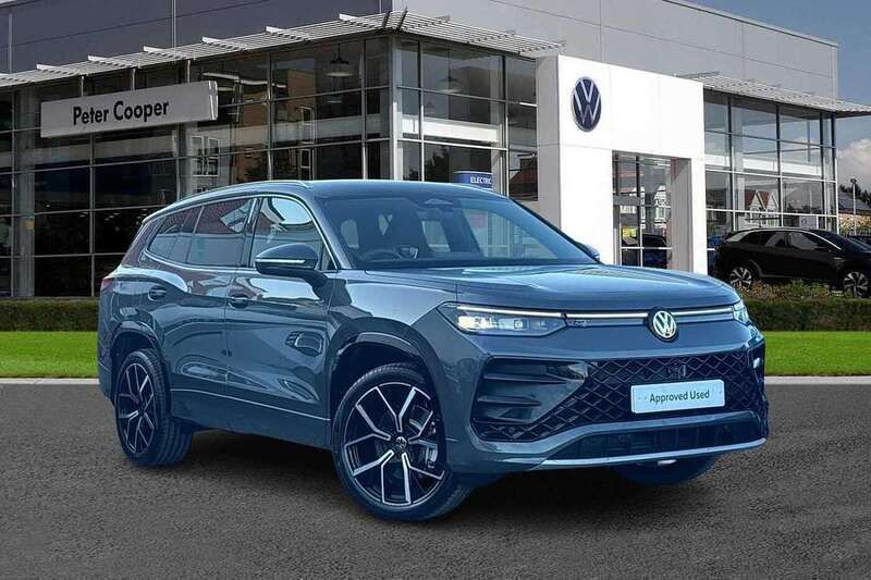 Grey Used 2025 VW Tayron R-line SUV | £41,990 (Good price) - Image 1/4