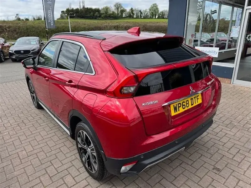 Usado Mitsubishi Eclipse Cross 163 HP (119 kW) 2018 Vermelho SUV