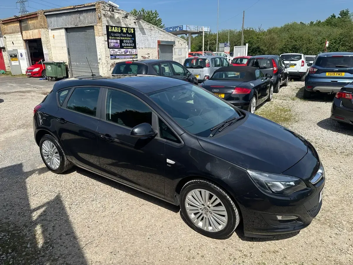 Used Vauxhall Astra 2013 Black Hatchback