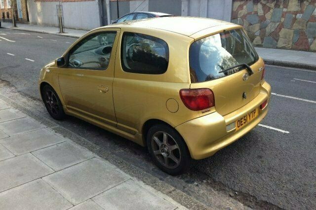 Used Toyota Yaris 2002 Hatchback