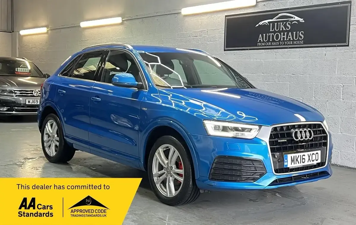 Begagnad Audi Q3 S-Line 150 HK (110 kW) 2016 Blå SUV