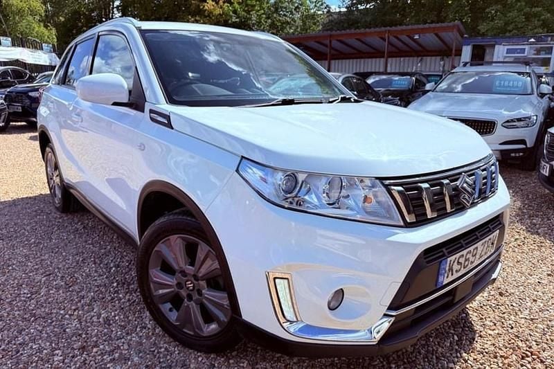 Used Suzuki Vitara SZ-T 140 HP (102 kW) 2019 White SUV