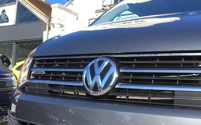 Used VW Caravelle Executive 199 HP (146 kW) 2019 Estate