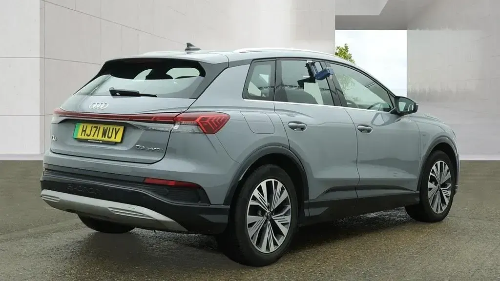 Used Audi Q4 e-tron Sport 125 kW (170 HP) 2021 Grey SUV