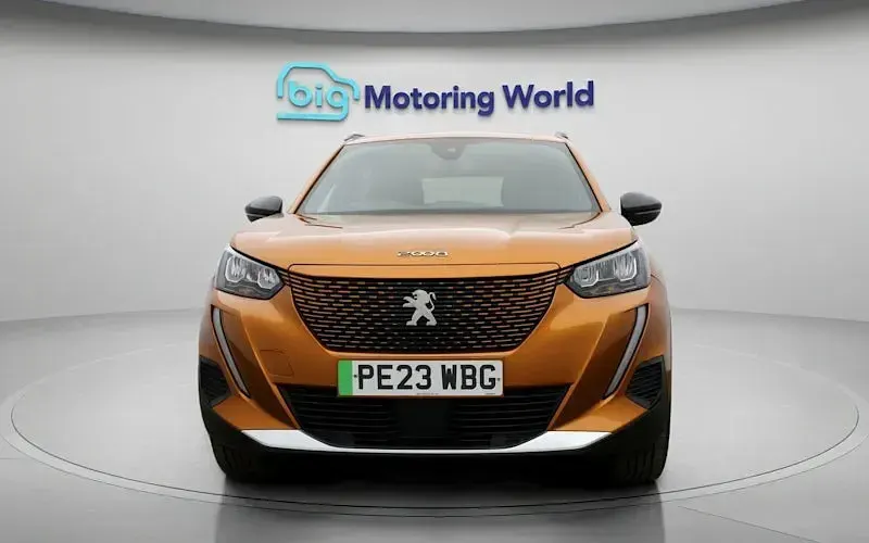 Used Peugeot e-2008 Allure+ 100 kW (136 HP) 2023 SUV