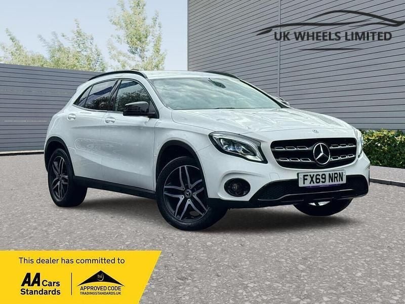 White Used 2019 Mercedes GLA180 Urban SUV | £14,990 (Fair price) - Image 1/3