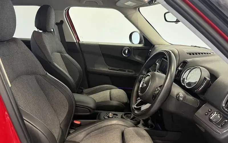 Used Mini Cooper Countryman 136 HP (100 kW) 2018 Red SUV