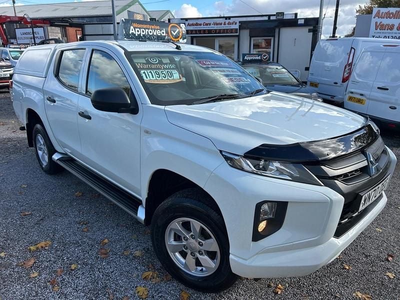 White Used 2020 Mitsubishi L200 Pickup | £11,950 (Good price) - Image 1/4