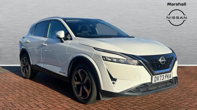 White Used 2023 Nissan Qashqai N-Connecta SUV | £21,910 (Good price) - Image 1/4