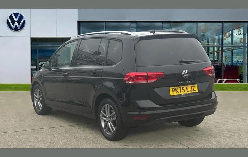Usado VW Touran Match 150 HP (110 kW) 2025 Preto Monovolume
