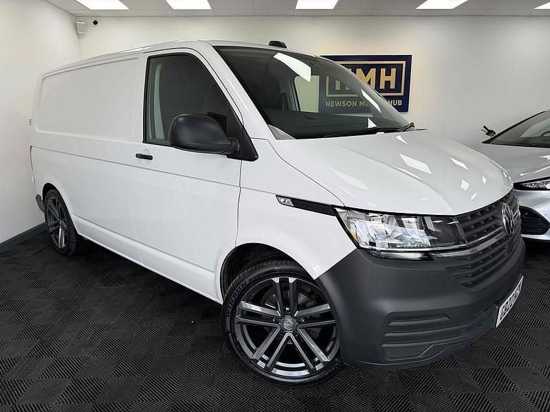 Usado VW Transporter Startline 110 HP (80 kW) 2022 Branco Van