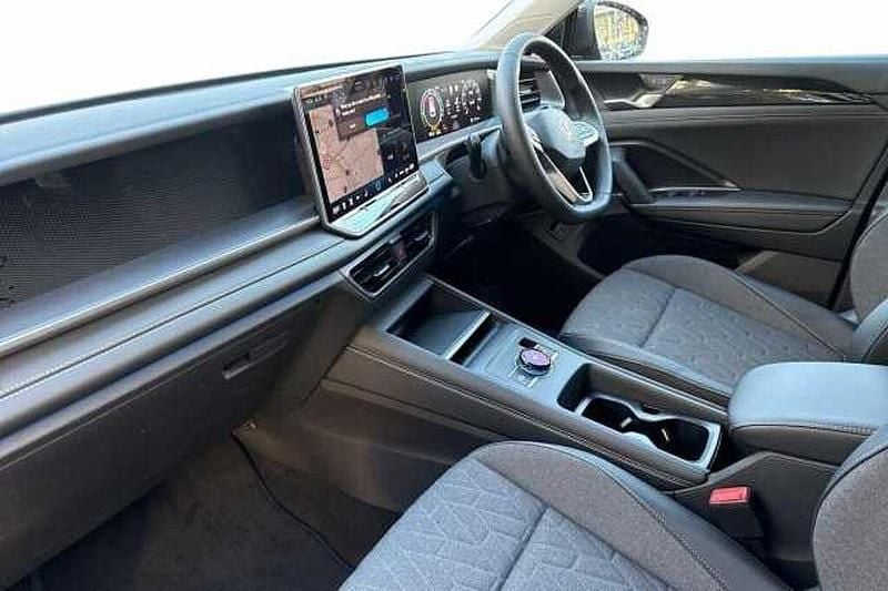 Used VW Tayron Match 204 HP (150 kW) 2025 Grenadilla black SUV