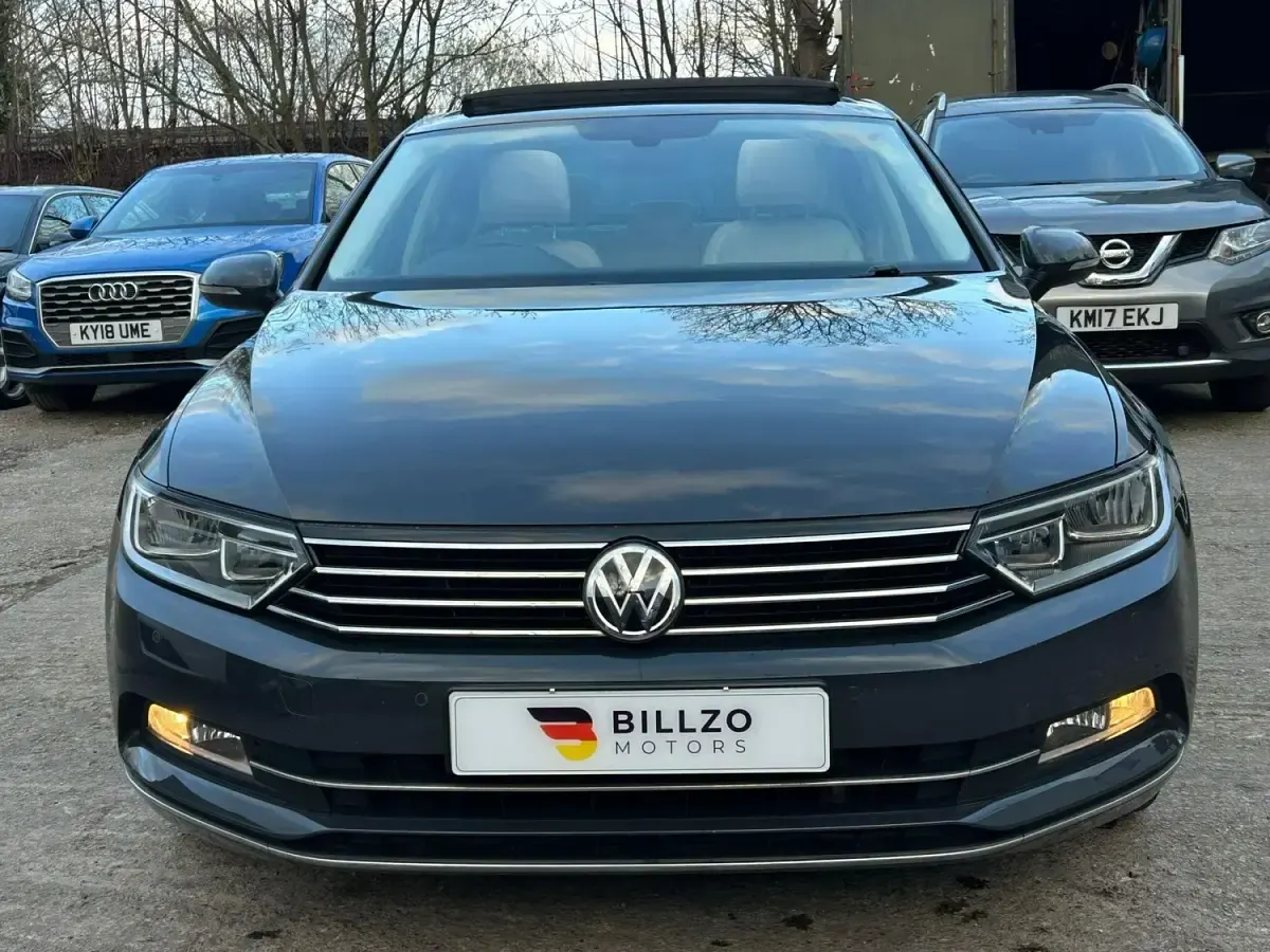 Begagnad VW Passat GT 190 HK (139 kW) 2017 Grå Sedan