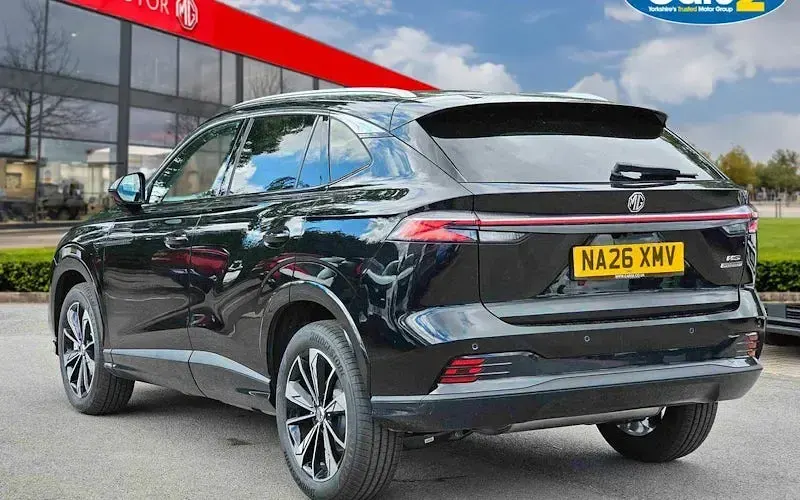 New MG HS SE 224 HP (164 kW) 2026 Black SUV