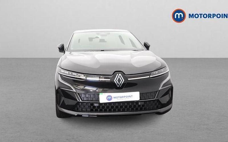 Usado Renault Megane E-Tech Komfort 160 kW (218 CV) 2025 Negro Utilitario