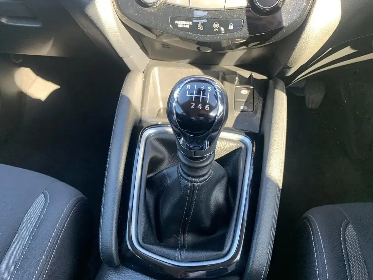 Used Nissan Qashqai Acenta Premium 140 HP (102 kW) 2020 Red SUV