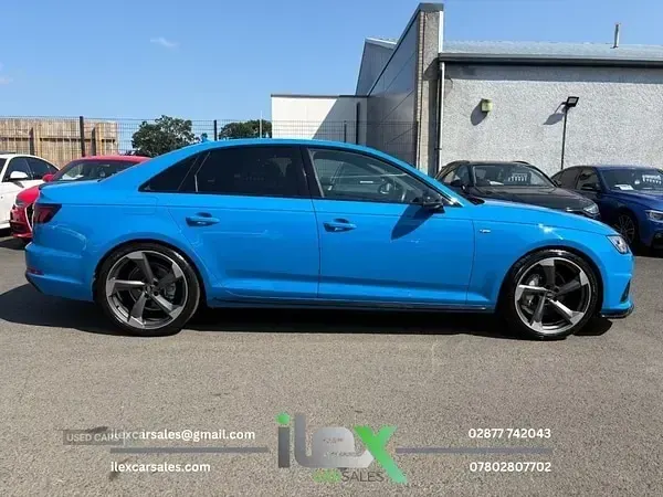 Used Audi A4 Black Edition 190 HP (139 kW) 2019 Blue Sedan